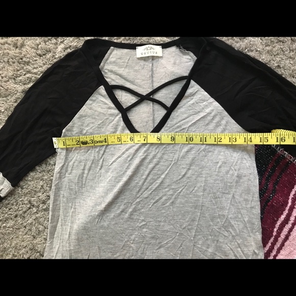 • Revive Raglan • - Picture 3 of 5